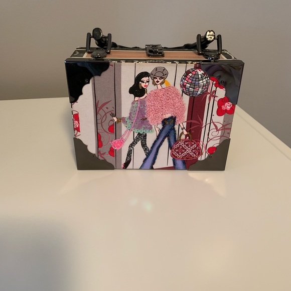 Accessories - Cigar box style purse